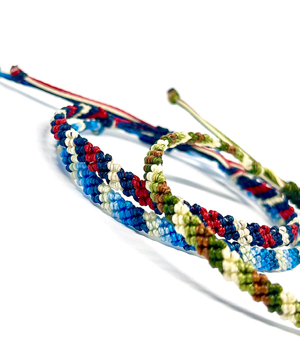 MACRAME WAXED BRACELET RED AND BLUE