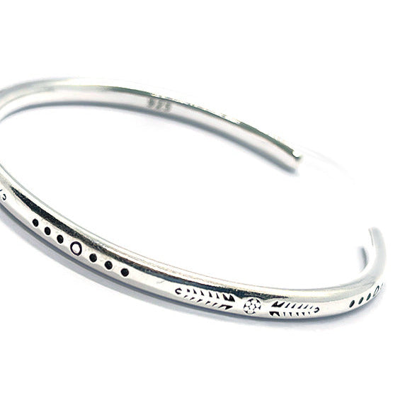 PALENQUE STERLING SILVER BANGLE